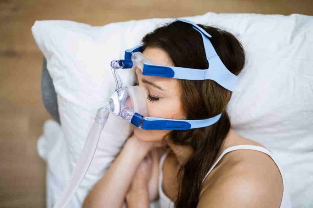 sleep-apnea-oxygen-mask-equipment